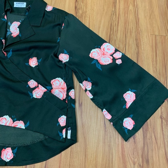 One Teaspoon Quartermaster Floral Kimono Sleeve Top - Picture 9 of 16